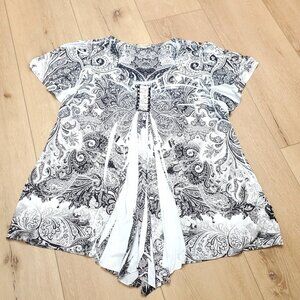 Live & Let Live Sequin Tunic Top Plus 2XL Paisley Print Short Sleeve Black Gray